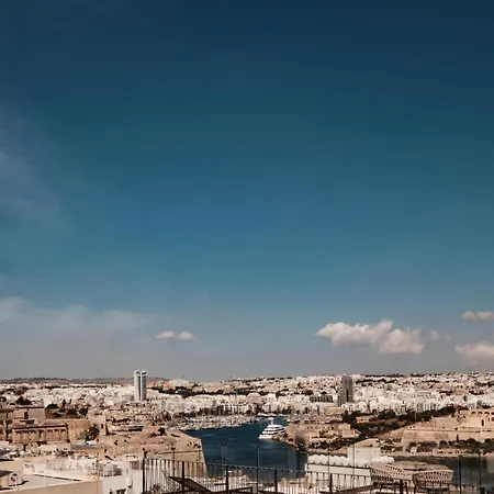 1926 La Galerie Boutique Art 4* Valletta