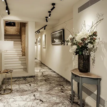 מלון 1926 La Galerie Boutique Art 4*