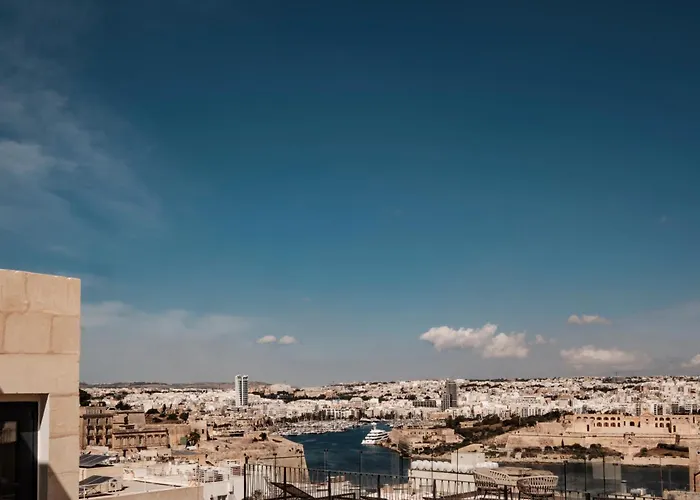 1926 La Galerie Boutique Art 4* Valletta